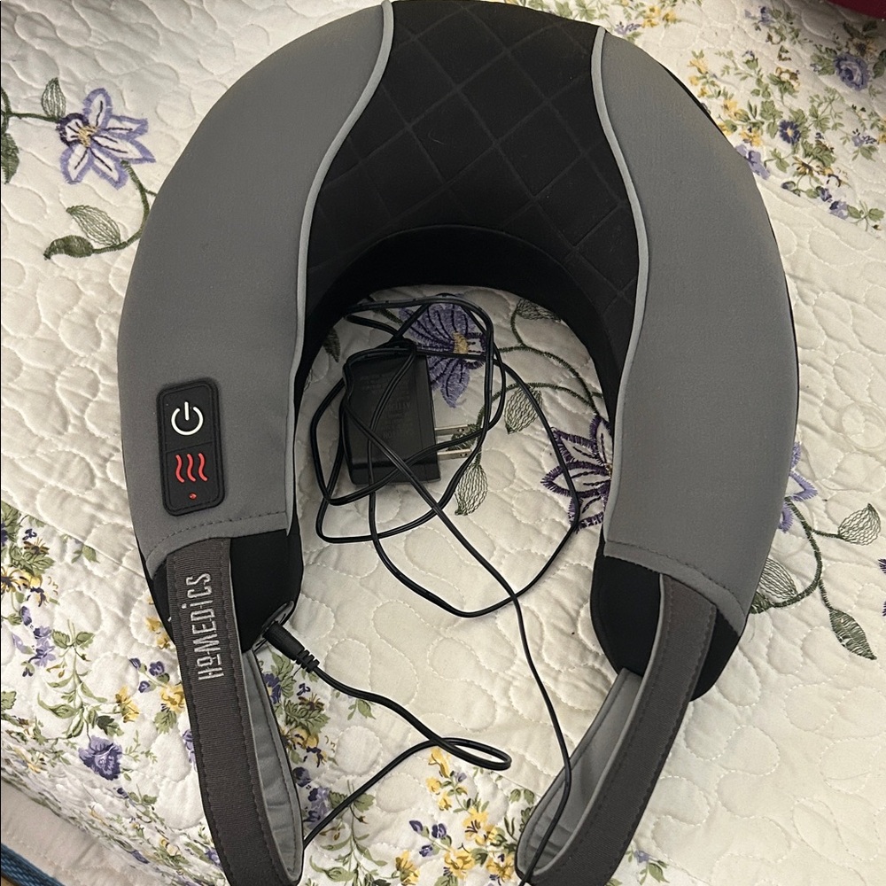 Homedics Black and Gray Heated Neck Massager